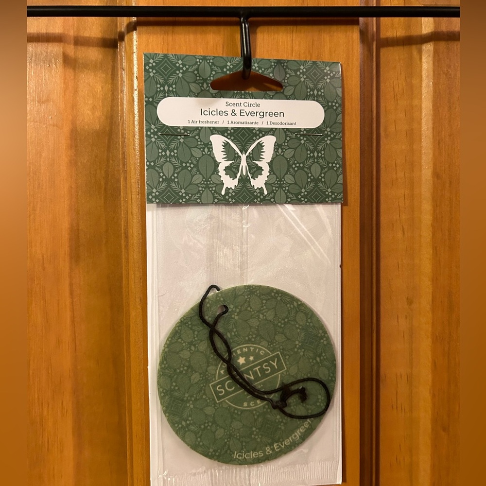 Icicles & Evergreen Scent Circle